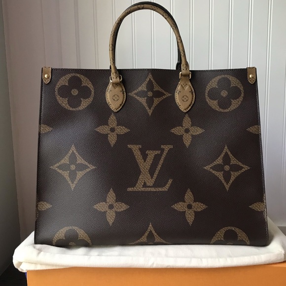 Louis Vuitton Handbags - Louis Vuitton Giant Monogram Reverse Onthego RSVD